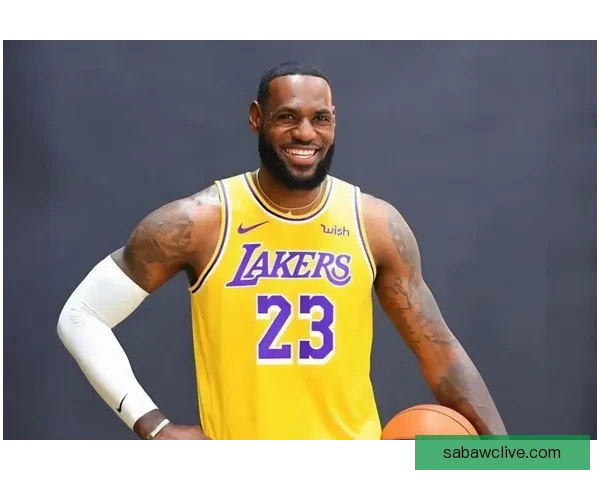 2米03前锋砍41分追平历史第二复制詹姆斯惊人成绩